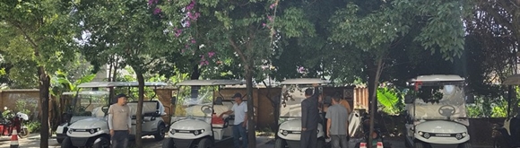  云南分公司向用戶(hù)批量交付電動(dòng)車(chē)輛